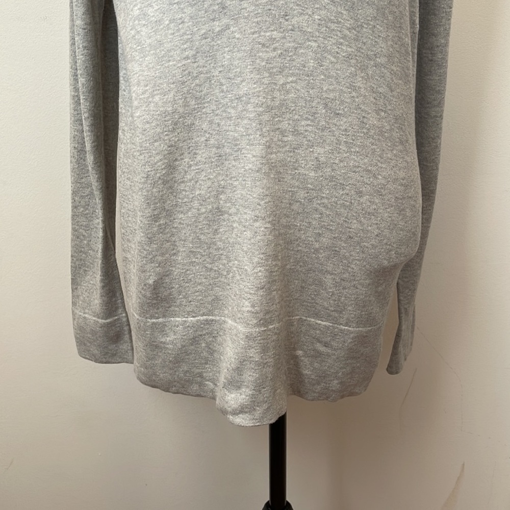 Banana Republic Long Sleeve Hooded Lounge Top NWT - Picture 4 of 16